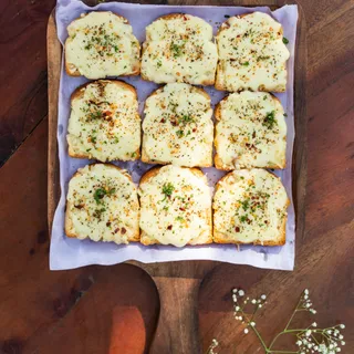 Garlic Fingers